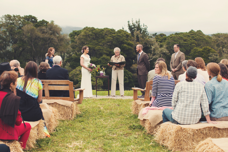 Barn wedding Bolinas - Mann Family Farm ©Anne-Claire Brun0096