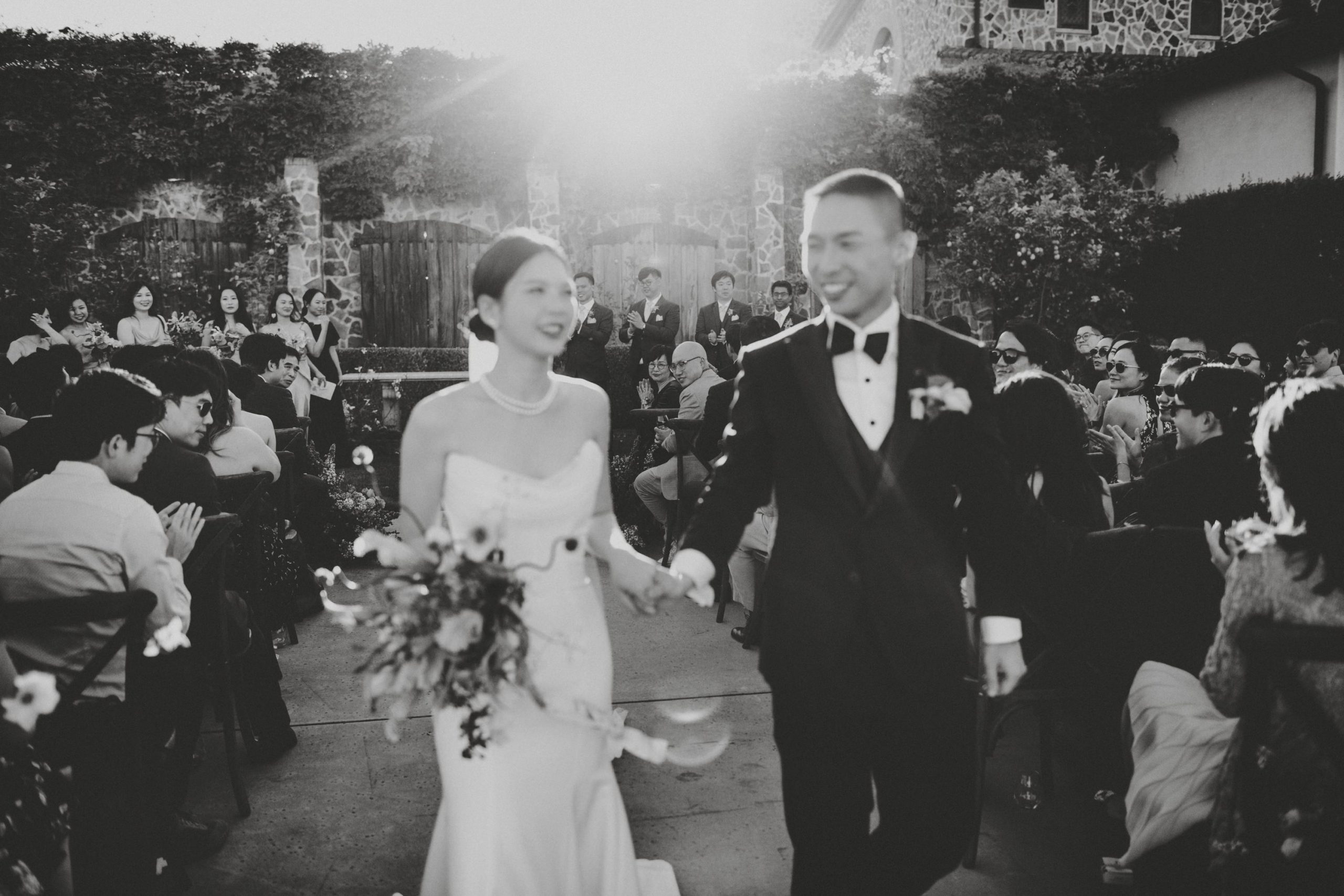 candid wedding moments